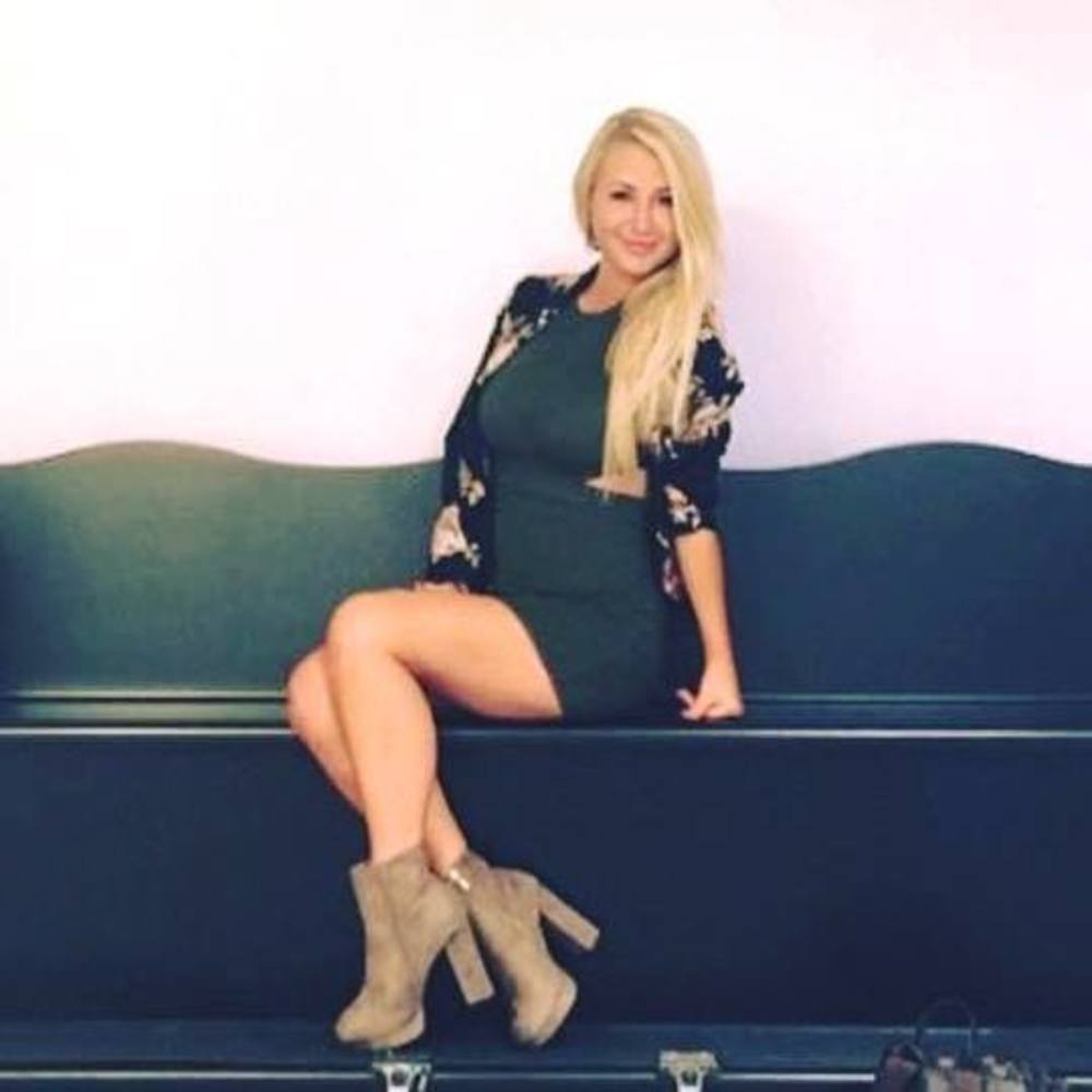 Meet your Posher, Ashley